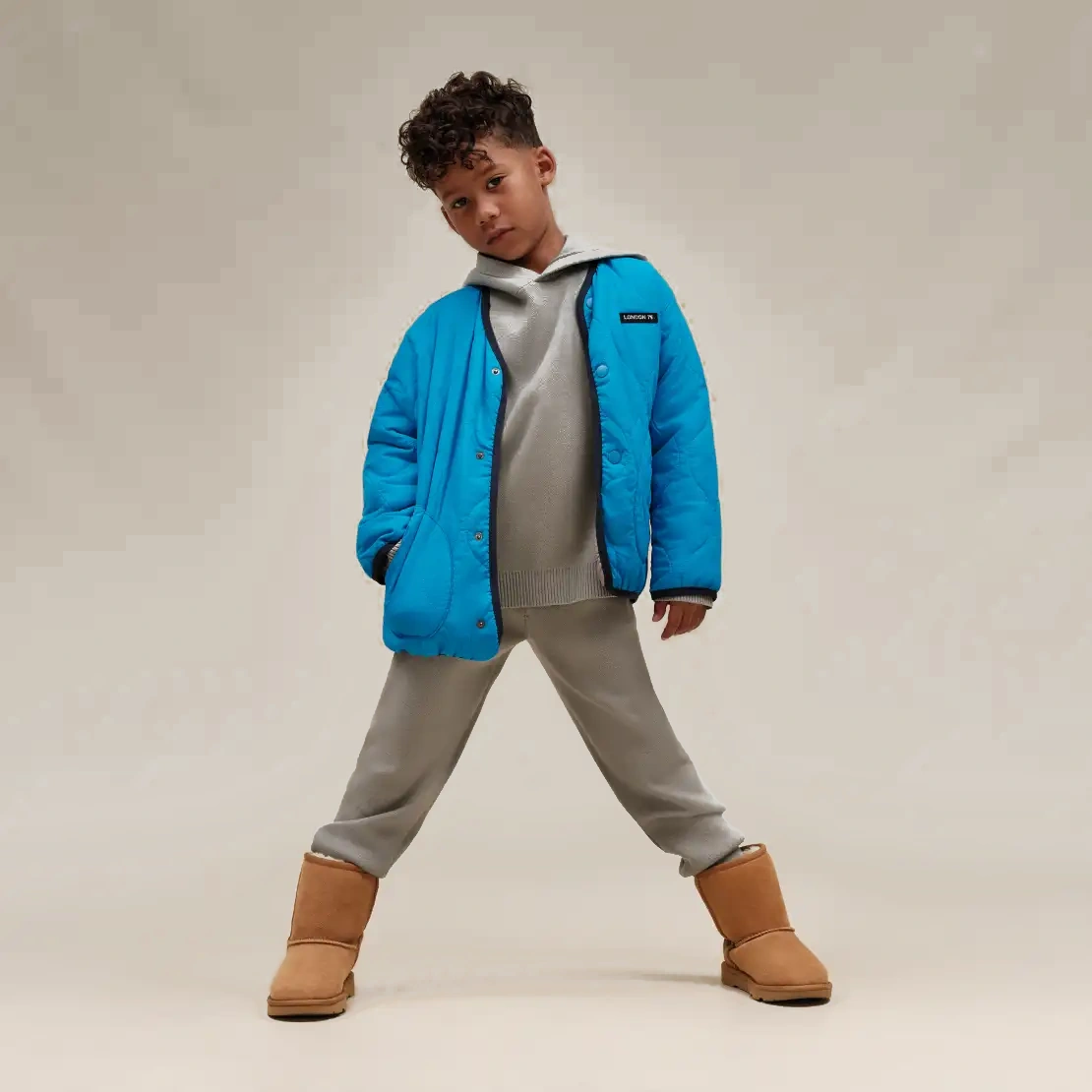 UGG Kids Classic Short II - Metallic Black — изображение 3