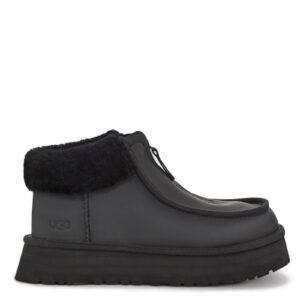 UGG Funkette Platform Boots - Black